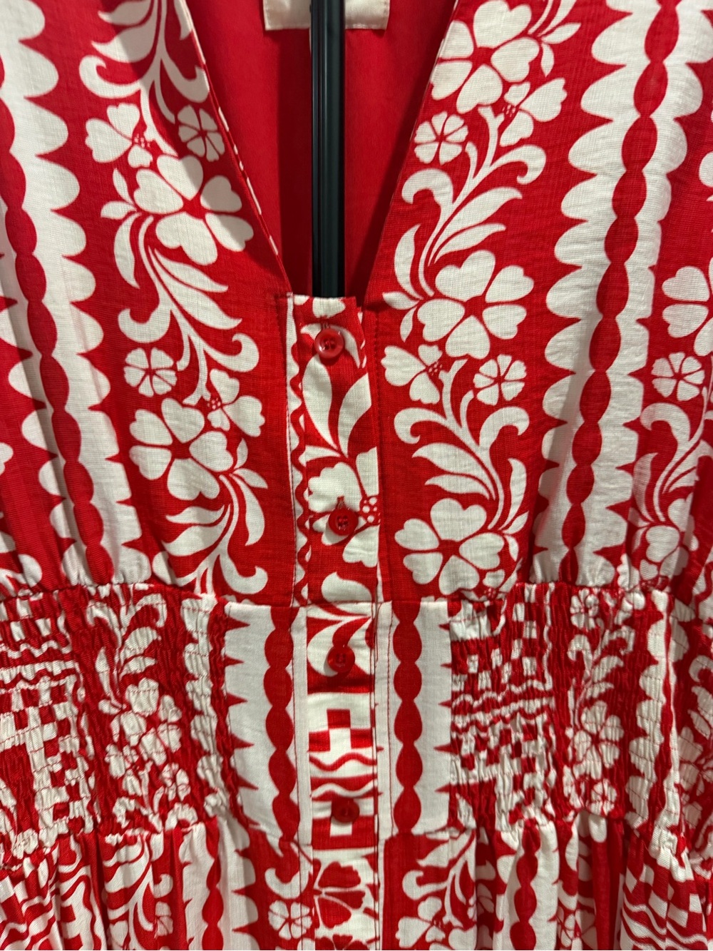 Fun- Umgee Red & White Floral Print Sleeveless Midi Dress. Worn Once. Small. - Picture 2 of 7